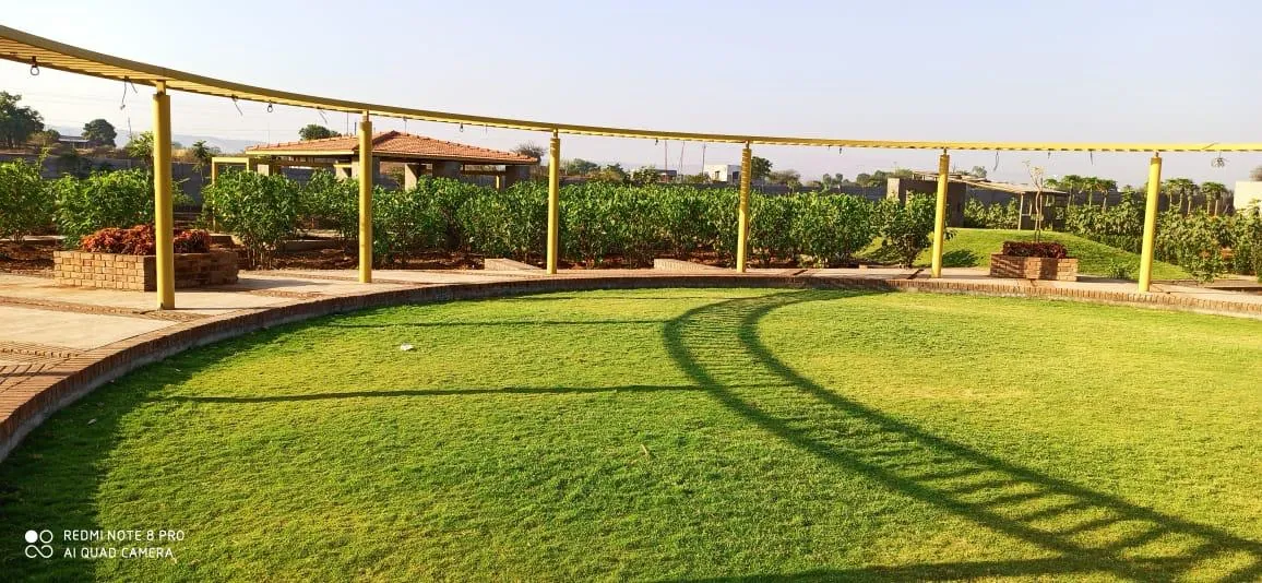 Moh Farm photo 2